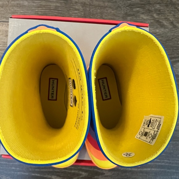 NIB Toddler Hunter Original First Classic Mulitcolor Rainbow Boots Size 7 - Picture 8 of 9